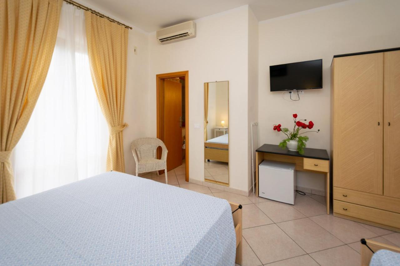 Hotel Anna Fetovaia