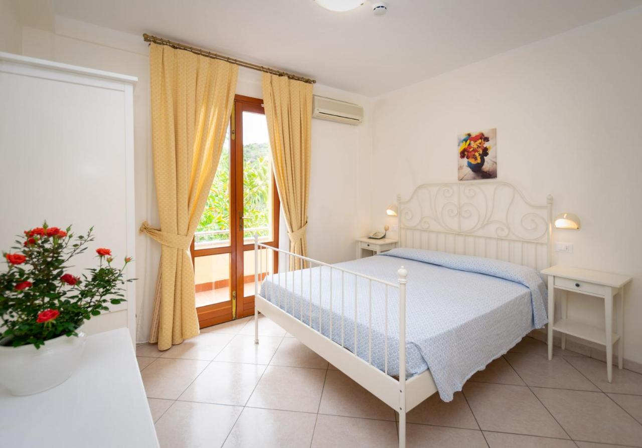 Hotel Anna Fetovaia