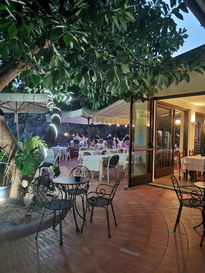 Hotel Anna 3*