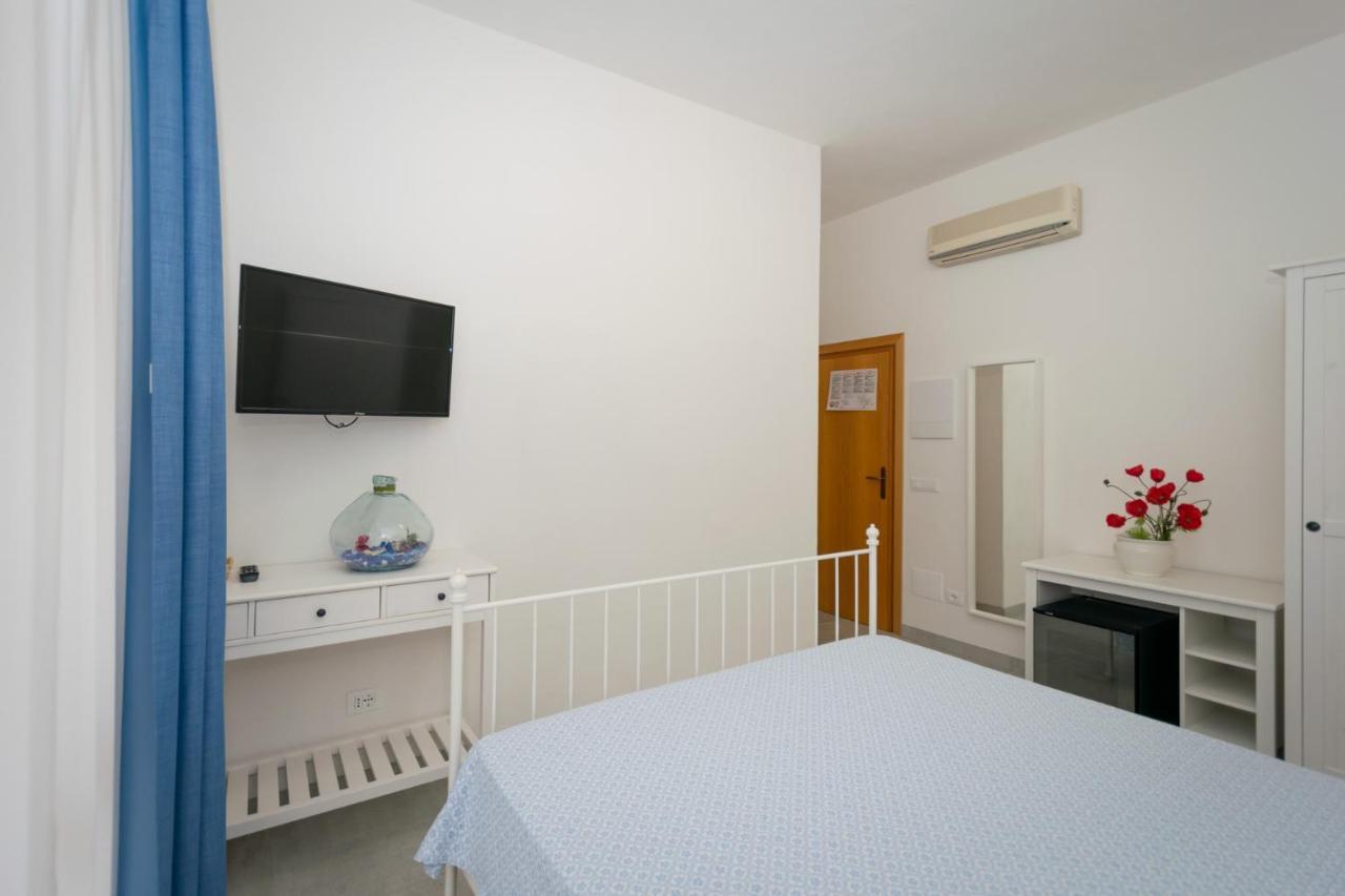 Anna Hotel 3*